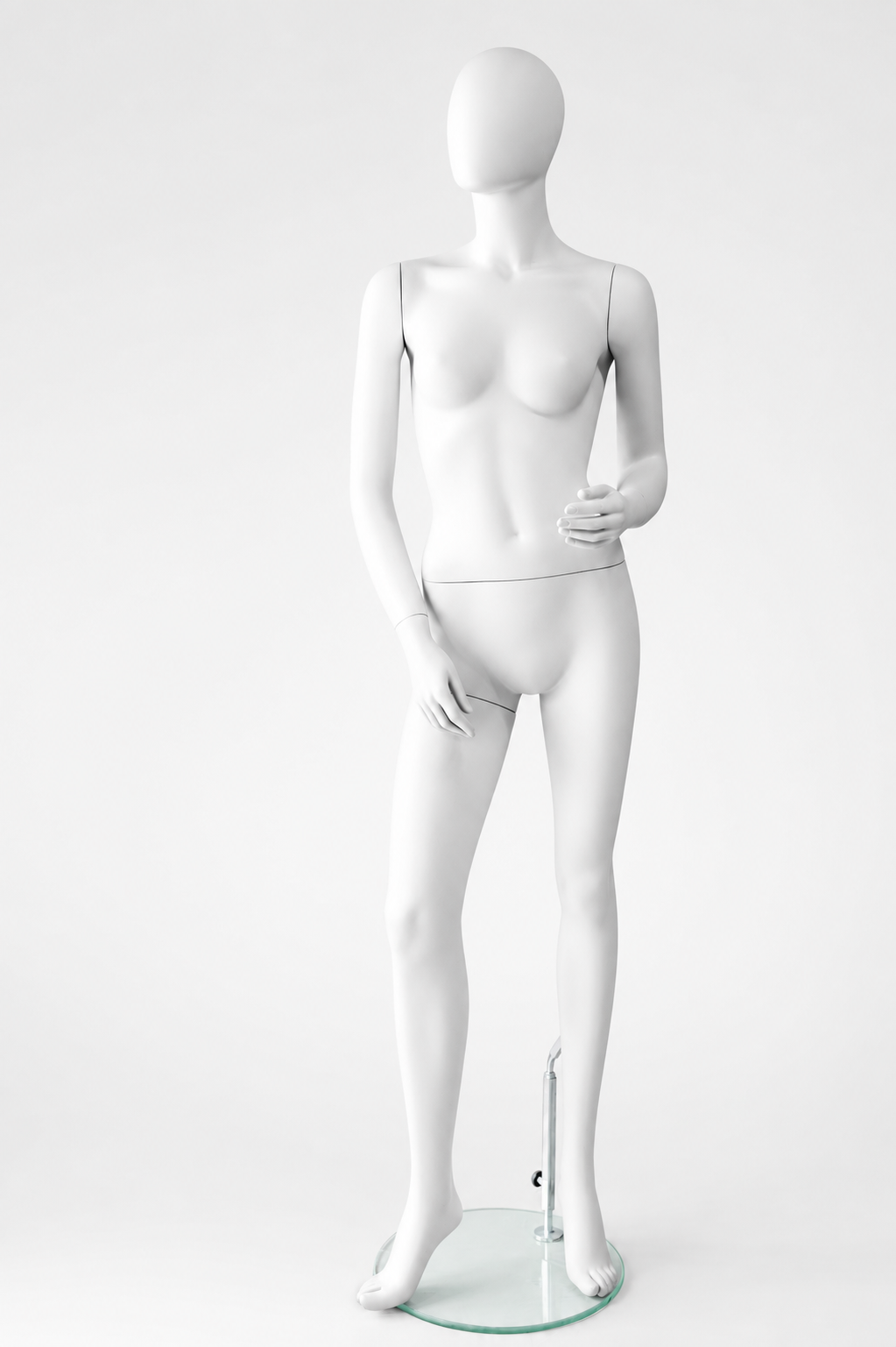 Lee-Anne female mannequin in a clean standing pose