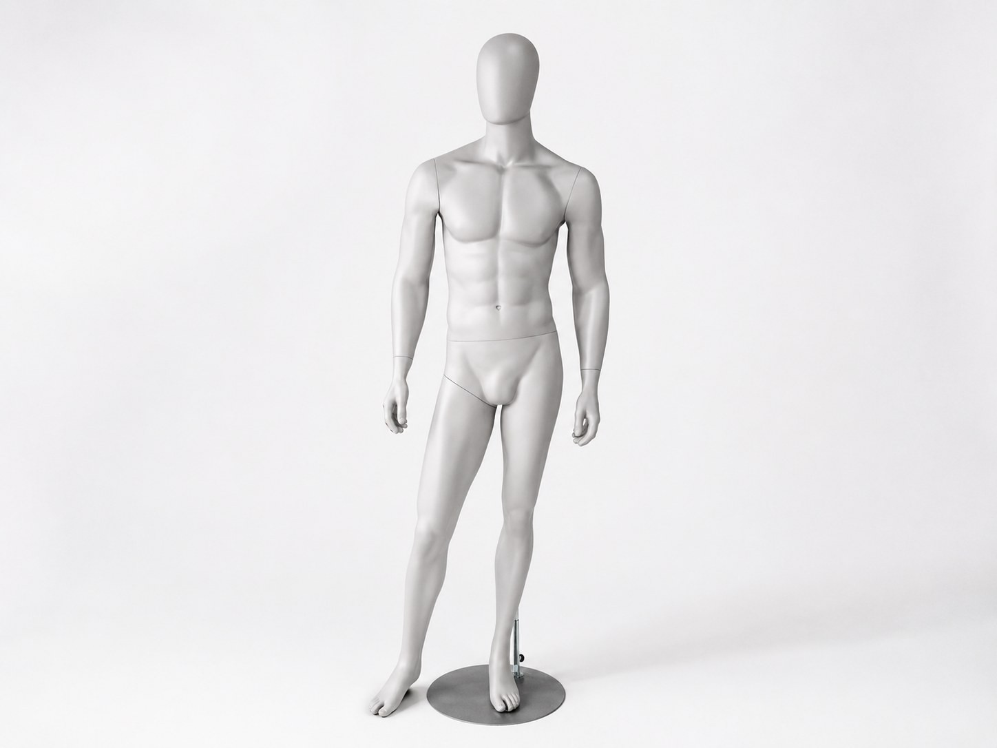 Louis male mannequin with a left hip accent
